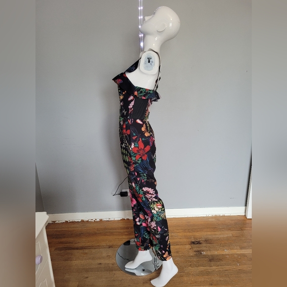 H&M Garden Butterfly Print Jumpsuit, VGUC, Size 6 - Picture 6 of 9